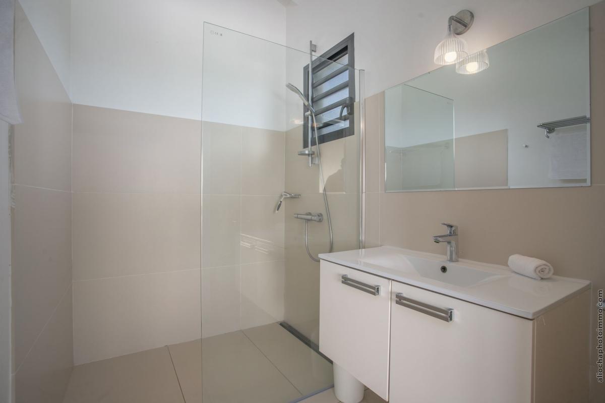 Location_Villa_Les_Trois_Ilets_Martinique_chambre vue mer 3